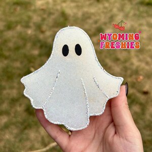 Ghost Car Air Freshener: Halloween Spooky Decor