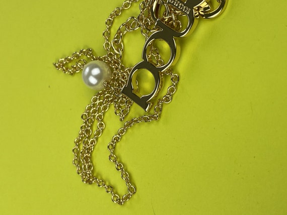 Vintage Gucci Gold Chain Pendant with Iconic Gucc… - image 5