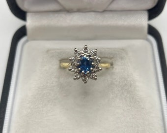 18ct gold sapphire and diamond ring