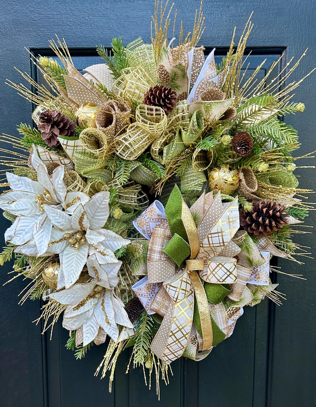 Luxurious Christmas Wreath With Gold Glitter & Cream Poinsettias ...