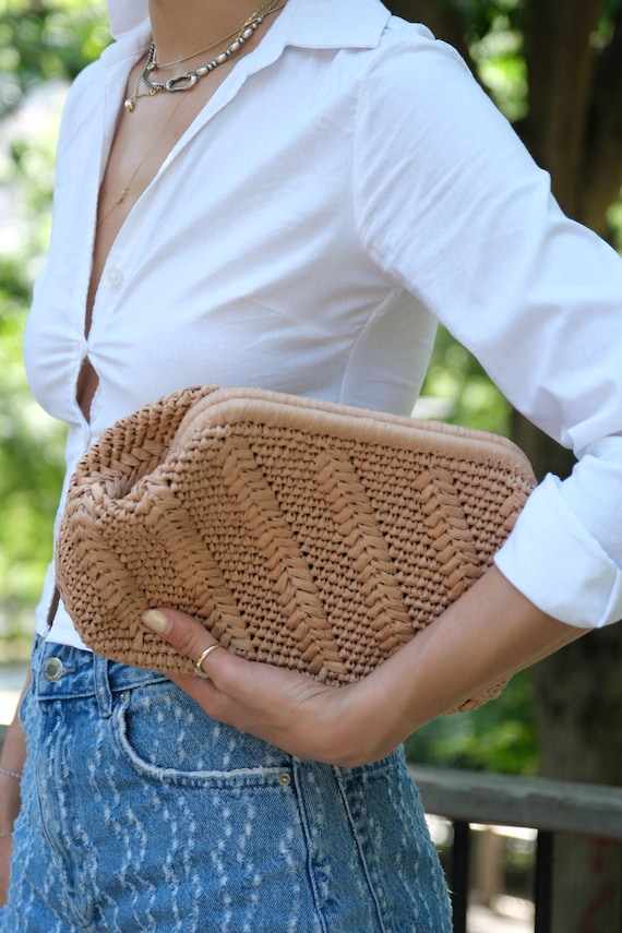 Handmade Raffia Clutch Bag: Crochet Straw Woven Pouch