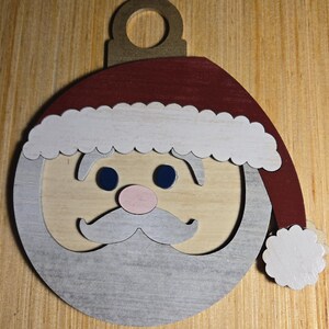 Enfeite de Natal de cabeça de Papai Noel SVG