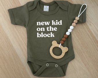 Bedrukt babyrompertje korte mouw • New kid on the block