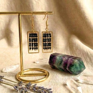 Black spinel and glass bead earrings, chic, minimalist Art Deco, self-confidence | protection | grounding