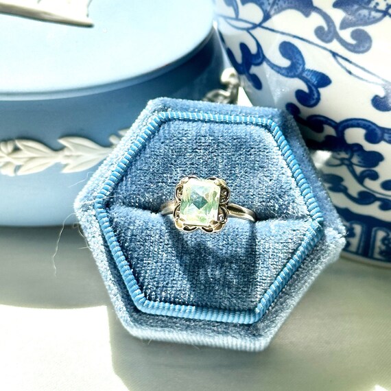 vintage aquamarine ring - emerald cut aquamarine 1