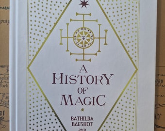 History of Magic, PROSPERITY and BOTS, livres hp inspirés d'affiches de fans, HP Wizard School, Harry's Magical World