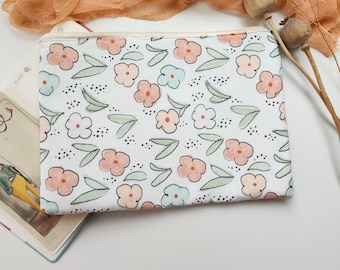 Quilted Floral Laptop Sleeve: Handmade Cotton MacBook Case