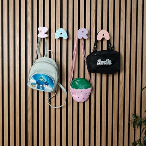 Ganchos de madera con letras para paneles acústicos, gancho de madera con nombre para niños, perchero personalizado para niños, gancho de madera con nombre de bebé para paneles acústicos, 1 pieza