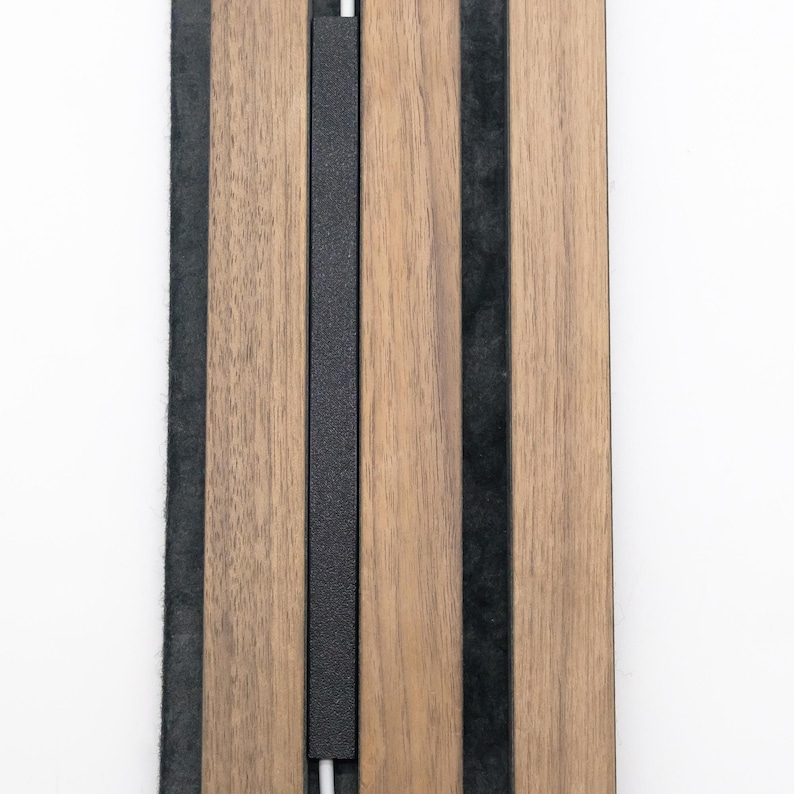 Cache-câbles pour panneaux muraux acoustiques à lattes | Système de dissimulation de câbles pour panneaux de bois avec espacement de 10 à 22 mm | Organisateur de câbles pour panneaux muraux à lattes | Studio et bureau à domicile image 11