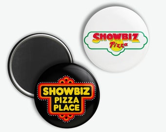 Showbiz Pizza 2,25 Zoll MAGNETE Retro Throwback Geschenk Chuck E Cheese 1980er/1990er Jahre