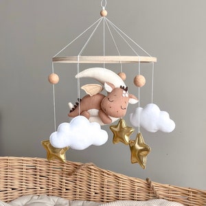 Baby dragon baby mobile Crib mobile with dragon, stars and clouds Felt mobile Dragon nursery