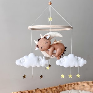 Baby dragon baby mobile Crib mobile with dragon, stars and clouds Felt mobile Dragon nursery