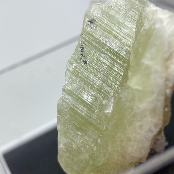 Brazilianite natural gem, de pena Minas Gerais , Brazil