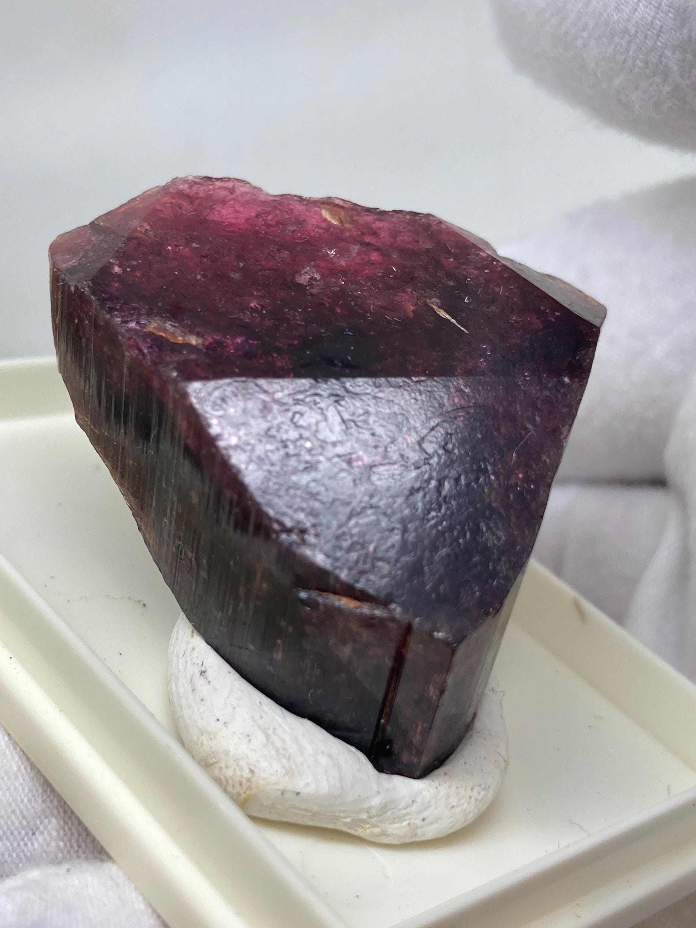 Liddicoatite - Etsy 日本