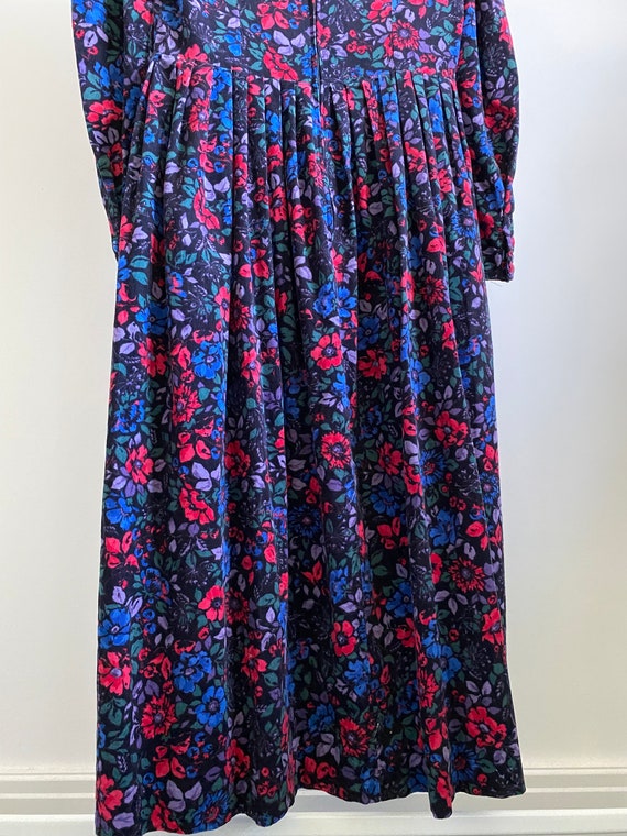 Vintage Laura Ashley classic floral pattern maxi … - image 7