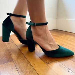 Green Velvet Block Heels, Green Wedding Shoes, Emerald Green Bridal Shoes, Forest Green Bride Shoes, Bridesmaid Shoes, Mother of the bride