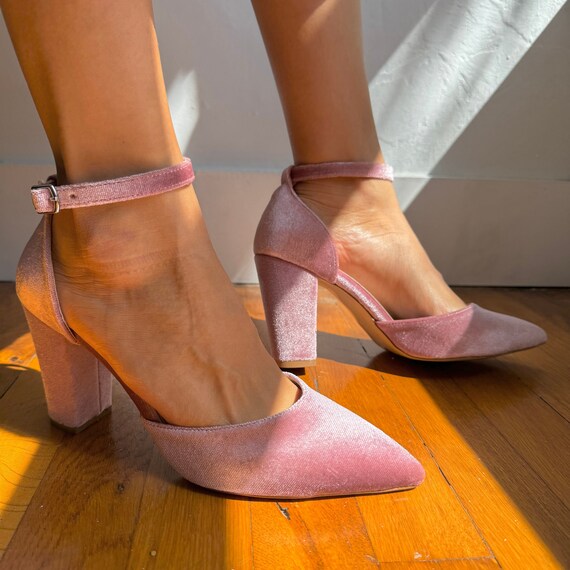 Blush pump heels online
