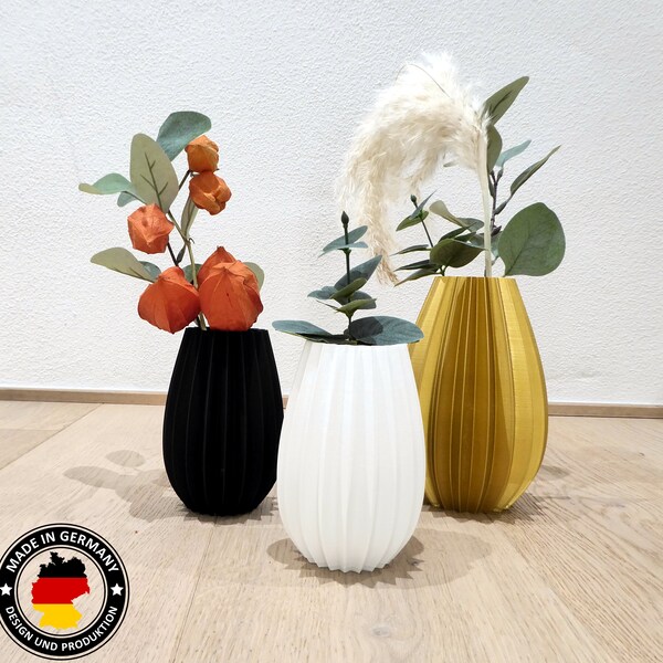 Vase in zeitlos moderner Optik für Trockenblumen