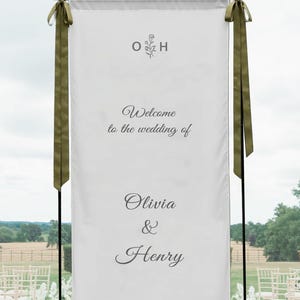 Placa de boas-vindas personalizada em tecido para casamento: decoração boho para cerimônia