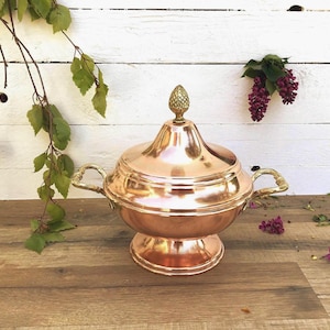 Copper soup tureen / vintage container / antique pot / antique tableware / vintage box / vintage kitchen decor / metal box, antique box