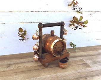 Wooden and copper barrel from France, 1950, decorative barrel, liqueur barrel, wine barrel, whisky barrel, Calvados barrel