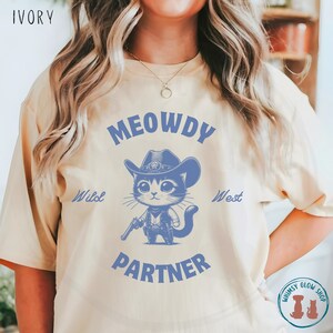 Meowdy Partner Cowboy Cat T Shirt Meowdy Shirt Funny Cat Shirts for Women Cute Cat Vintage Cool Retro Cat Graphic Shirt Kitten Retro Cat Tee