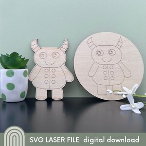 Proyecto para colorear de dos estilos de monstruo alienígena n.º 3: archivo SVG cortado con láser para niños/regalo para papá/madre/abuelo/cualquier ser querido. Perchas gratis