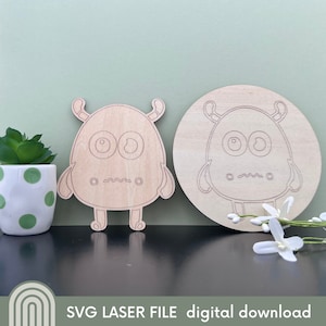 Projet de coloriage deux styles de monstre extraterrestre #6 : fichier SVG découpé au laser pour les enfants | Cadeau pour père | Mère| Grand-parent| un être cher ! Cintres gratuits