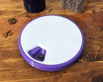 Spinning Cat Treat Puzzle: Interactive Enrichment Toy