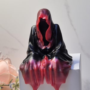 Guardian of the Dead Shelf Decoration Sitting Guardian Gothic Decoration Eerie Resin Figure Mystical Decoration Halloween Eyecatcher Fantasy