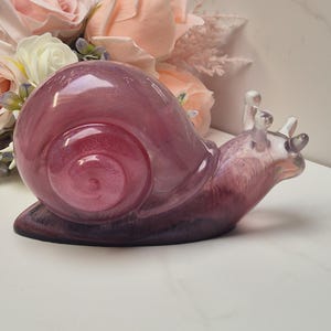 Snail snow globe epoxy resin snail shaker snail decoration handmade shaking snail resin snail