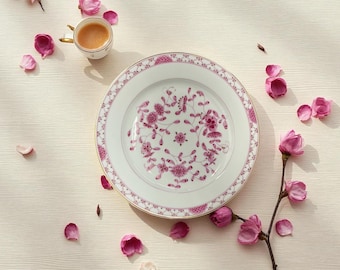Beautiful Meissen Indian Pink Floral Reproduction Plate