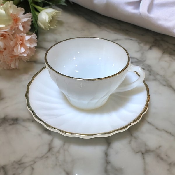 Vintage Anchor Hocking Suburbia Swirl Milk Glass White Gold Trim Cup & Saucer