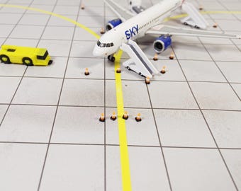 100 conos de tráfico naranja/blancos para puestos de aeropuerto GSE Models, diorama a escala 1:400