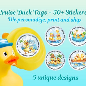 Puede incluir: Cinco pegatinas redondas de colores con patos de dibujos animados y el texto "7/15/24-7/21/24 The Williams Family, NY-Royal Caribbean, Independence of the Seas" en cada una. Las pegatinas son para etiquetas de patos de crucero.