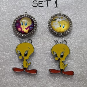 Sale 4pcs cartoon charms, Exclusive designs of Tweety Birds, enamel oil paint and top glass. Pick sets in select options.