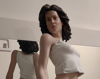 Ellen Ripley from Alien, 1/3 (60 cm)