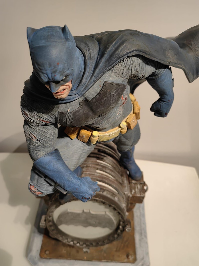 Batman - the Dark Knight - 70 Cm Tall Statue - Etsy