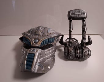 Predator mask 1:1 scale with active light