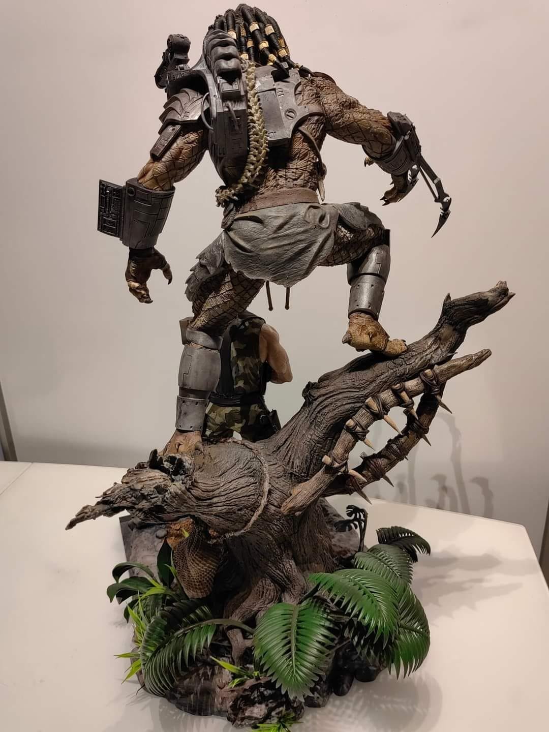 PREDATOR DIORAMA フィギュア1520/1750 PREDATOR DIORAMA フィギュア1520/1750