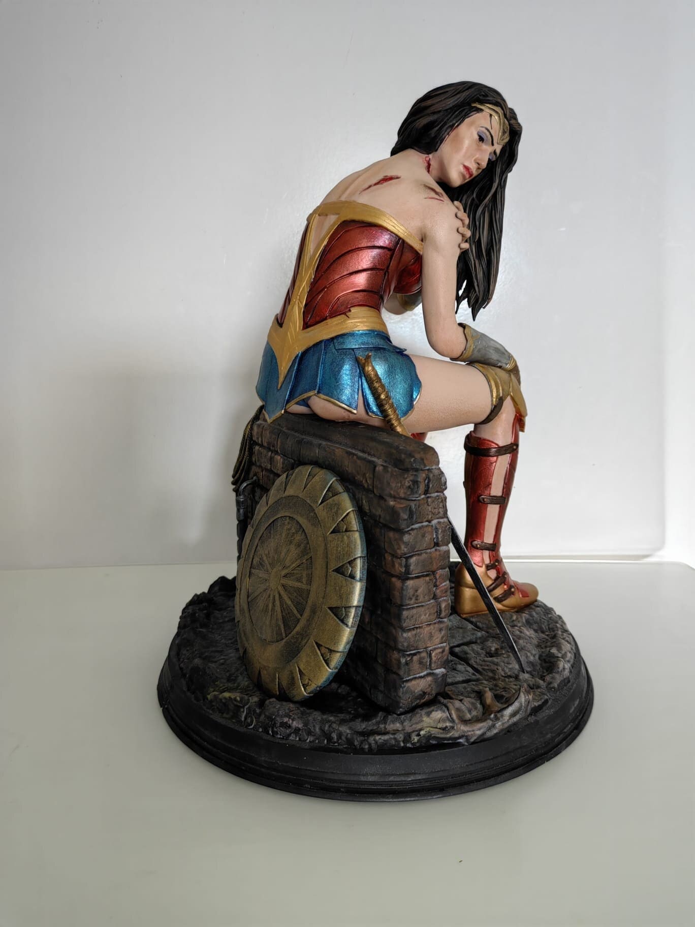 Wonder Woman Gal Gadot Hand-Painted Resin Figure 1/4 scale