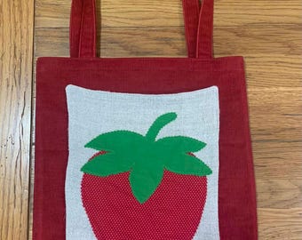 Vintage Strawberry Pocket Market Tote
