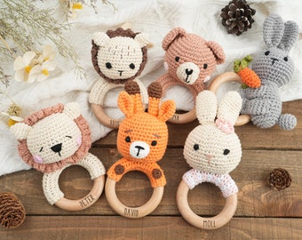Personalized Animal Crochet Rattle, Engraved Rattle with Name, Custom Wooden Baby Rattle, Crochet Rattle Toy, Baby Shower Gift, Newborn Gift