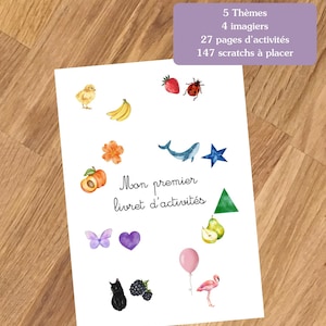 Peut inclure: Un livret d'activités pour enfants avec le titre "Mon Premier Livret d'Activités". Il présente des illustrations à l'aquarelle d'un poussin, d'une banane, d'une fraise, d'une coccinelle, d'une fleur, d'une baleine, d'une étoile, d'une pêche, d'un papillon, d'un cœur, d'une poire, d'un ballon, d'un flamant rose, d'un chat et de mûres.