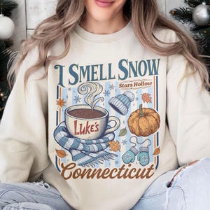 I Smell Snow PNG Digital Download, Stars Hollow Winter Shirt Designs, Gilmore Christmas Instant Download, Womens Christmas Outfit