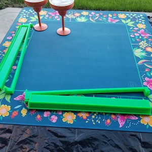 NEW!!!  Bold Solid Green Mahjong Racks w/attached Pushers  Mahjong Tile Holders, Upscale Mahjong Accessories