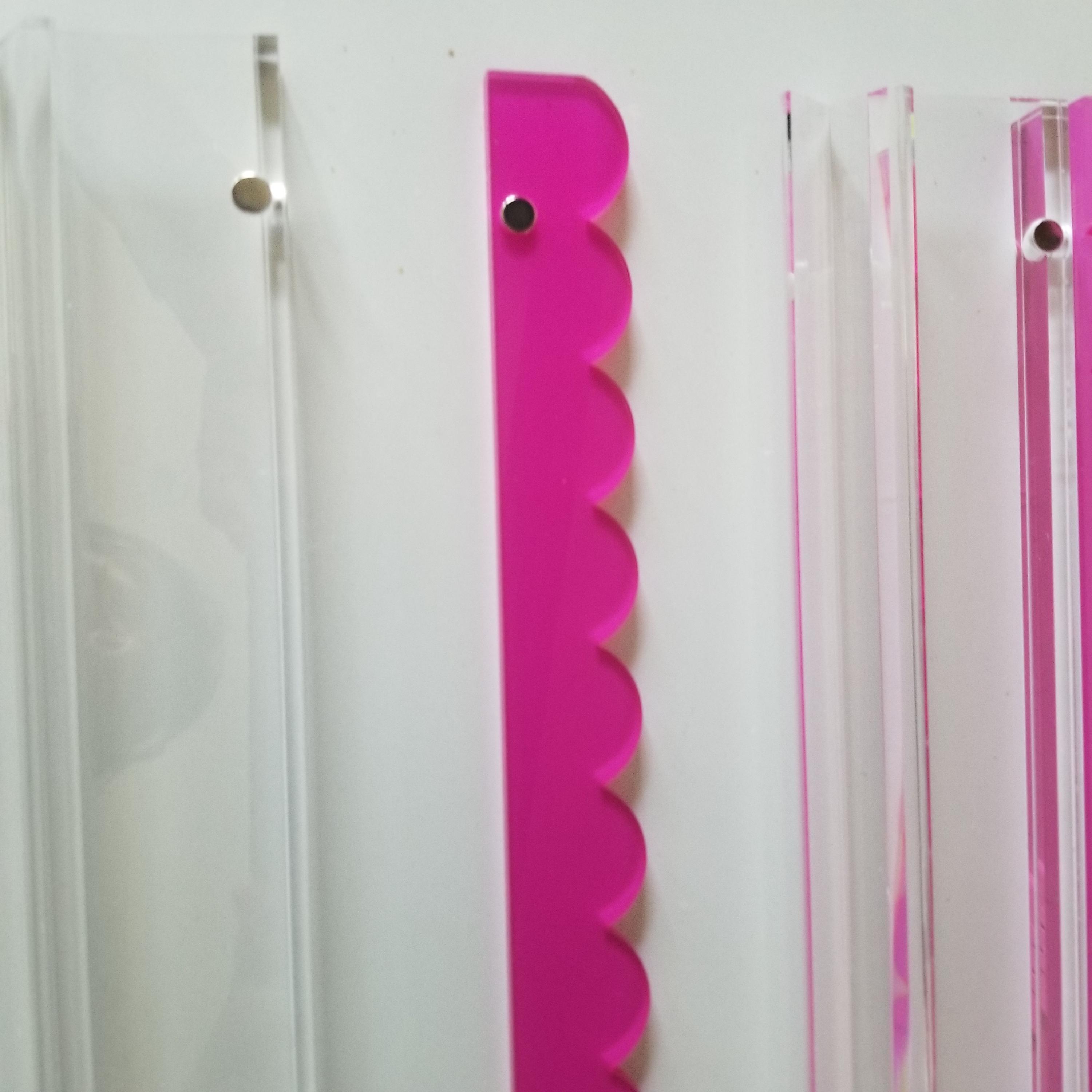 Scalloped Magnetic Acrylic Striking Magenta Mahjong Racks Set of 4 ...