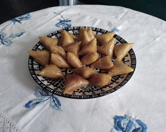 Briwates aux amandes et miel, Pâtisserie marocaine, pâtisserie sucrée, délicieux briwat