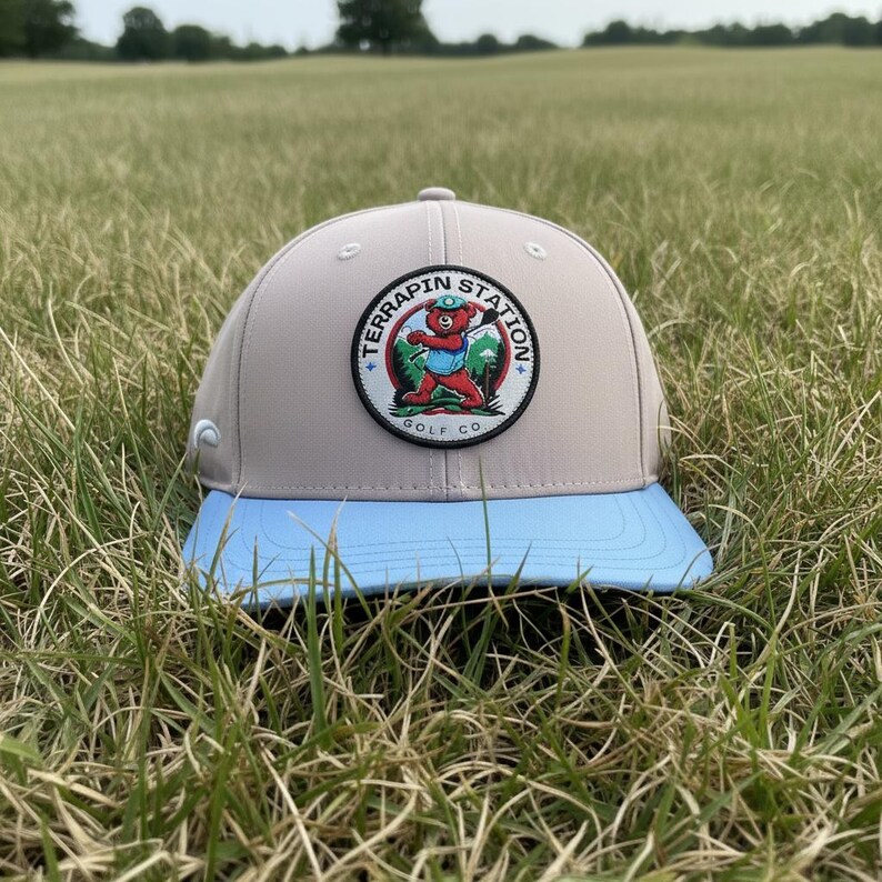 Strolling Bear Logo Golf Hat - Performance Snapback Bild 7