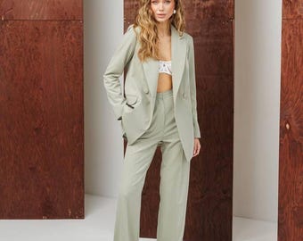 カスタムオリーブグリーンスーツ：ダブルブレストブレザー＆テーラード